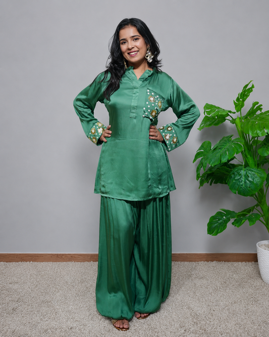 Green kurta set with balloon pants