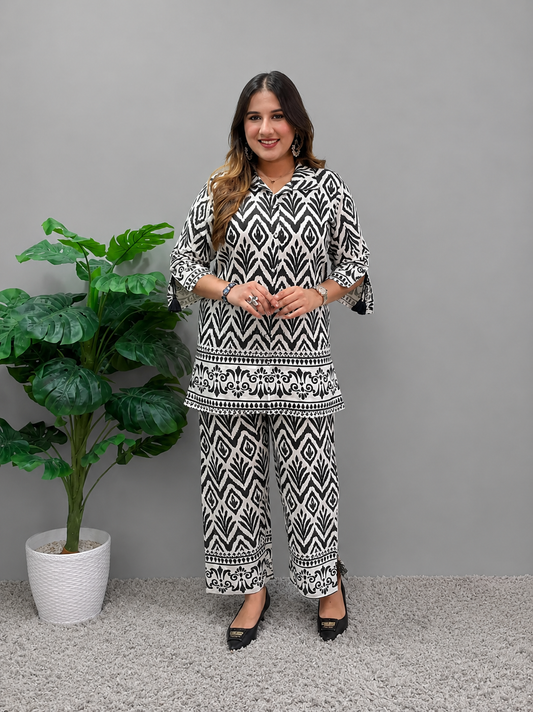 Black And White Printed Cord Set