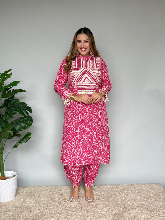 Pink Bandhani Print Cord Set With Threadwork