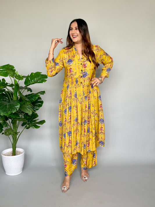 Yellow printed Voluminous Set