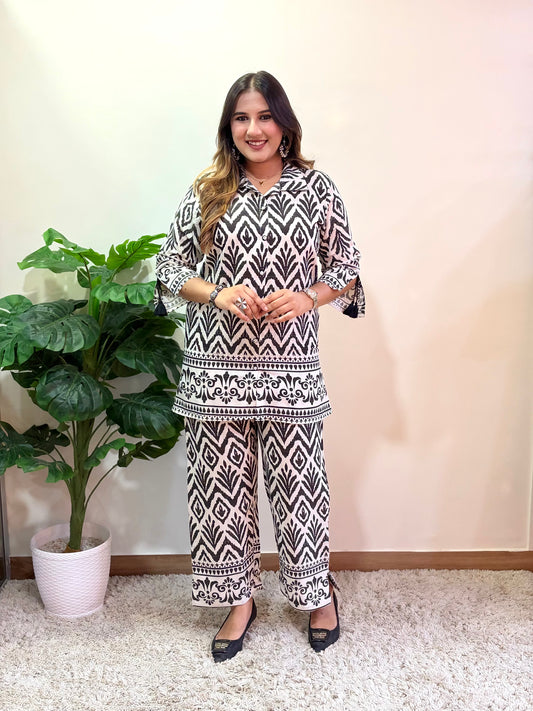 Black And White Printed Cord Set