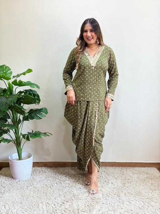 Olive Bandhani Print Skirt Set With Mirrorwork