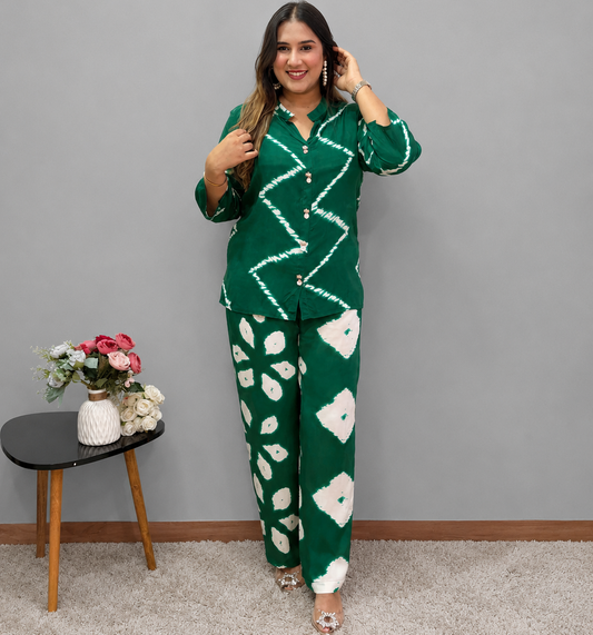 Green Leheriya Cord Set